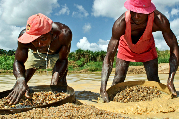 miners 600 X 400.jpg